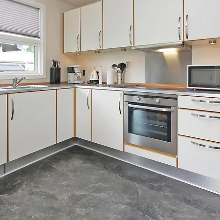 Ferienhaus Stunning In Haderslev With Kitchen