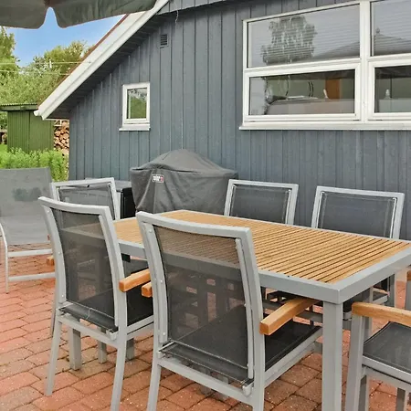 Ferienhaus Stunning In Haderslev With Kitchen *